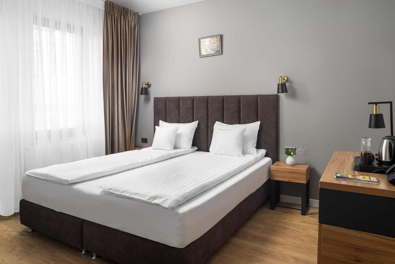 Labirint Boutique Hotel بوخارست المظهر الخارجي الصورة