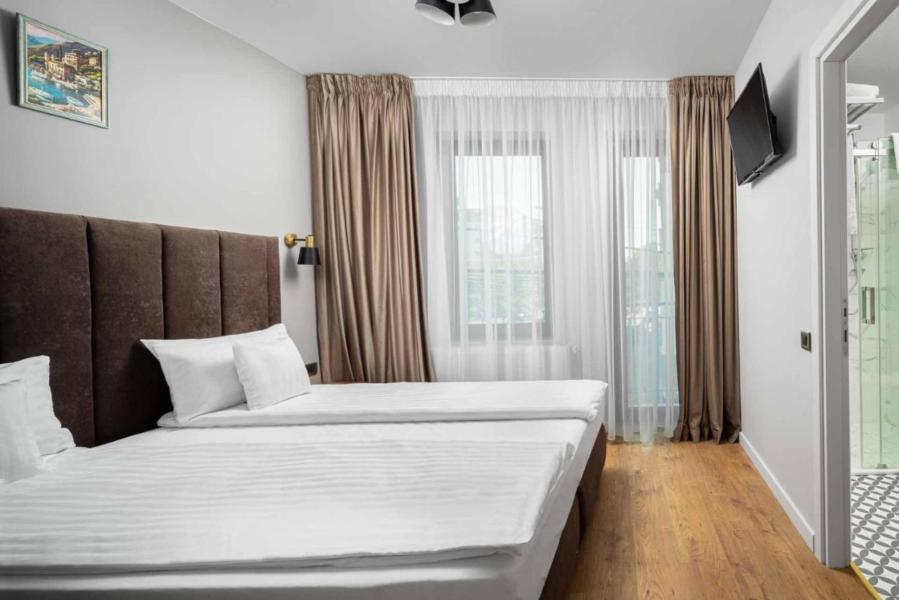 Labirint Boutique Hotel بوخارست المظهر الخارجي الصورة